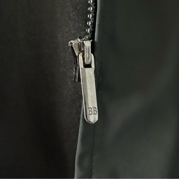 Beechers Brook Black Rain Coat | Small - Picture 5 of 9